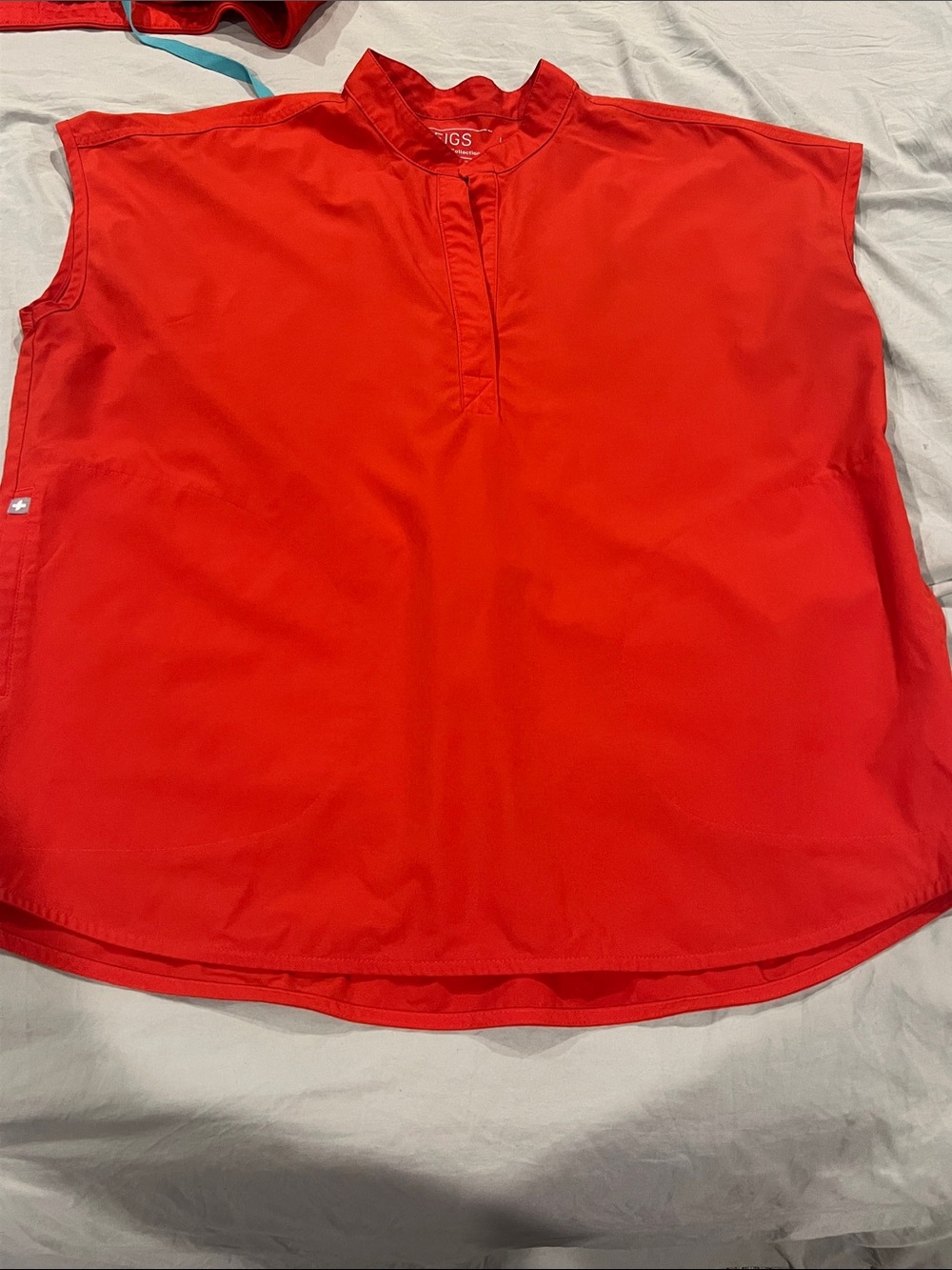 Figs Red Sleeveless Mandarin Collar Tunic